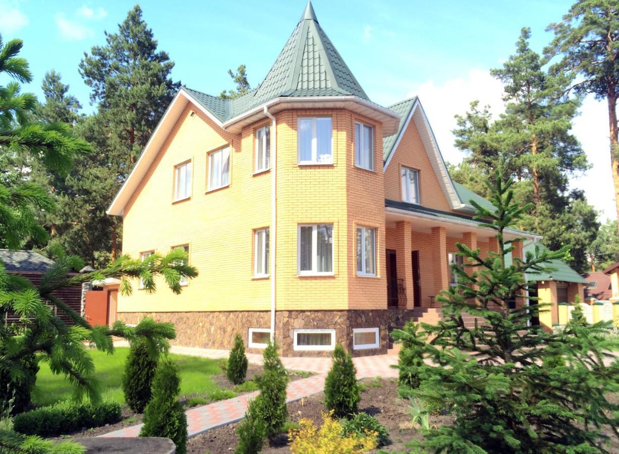 Villa Nova Obukhiv Екстериор снимка